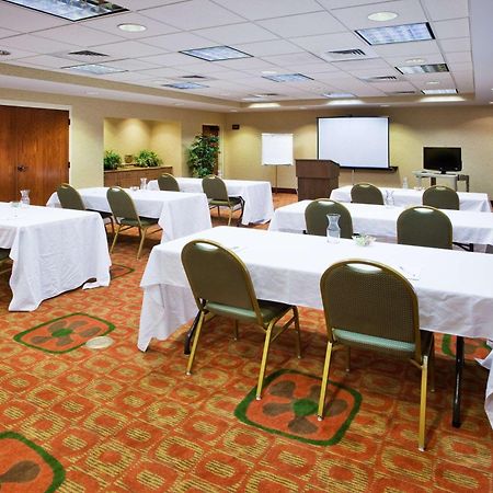 Hampton Inn & Suites Oxford-Anniston Business photo