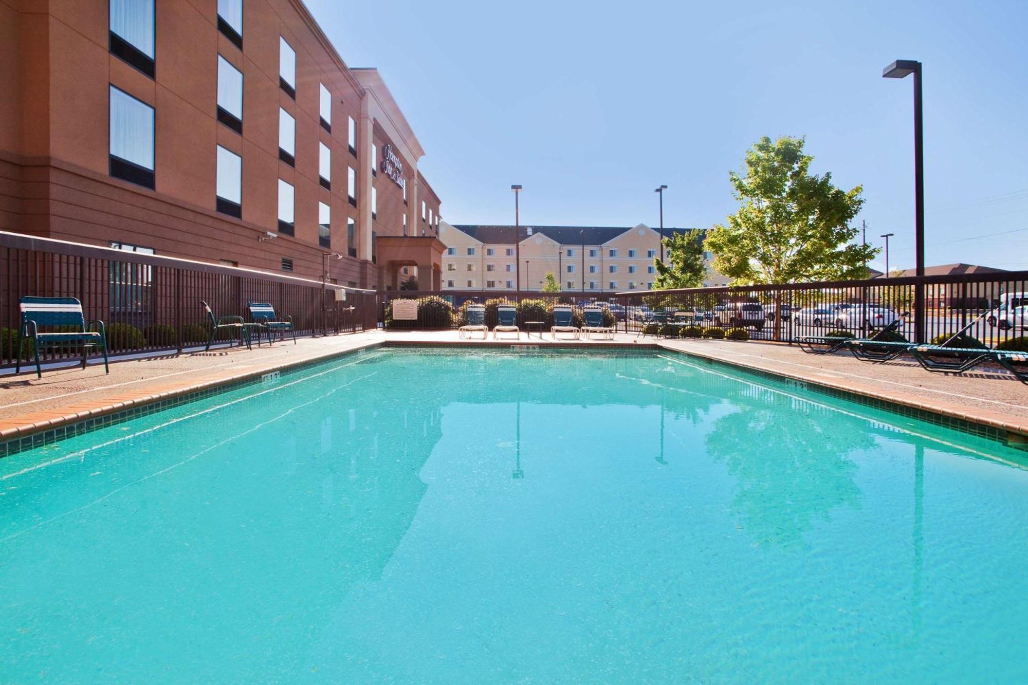 Hampton Inn & Suites Oxford-Anniston Exterior photo